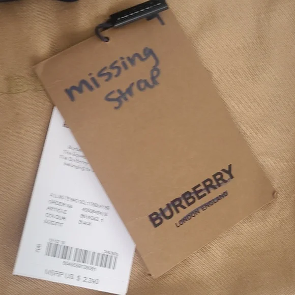 Authentic Burberry - Picture 11 of 17